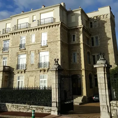 شقة Elena Keyweek Sea View Downtown